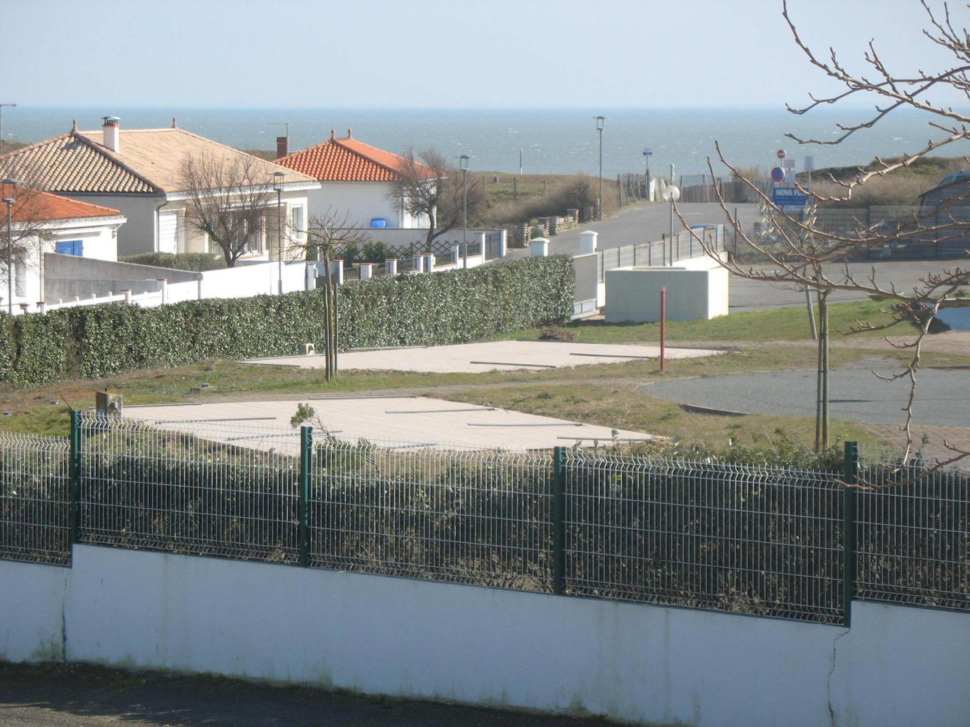 Au Petit Bonheur Hotel La Tranche-sur-Mer Ngoại thất bức ảnh