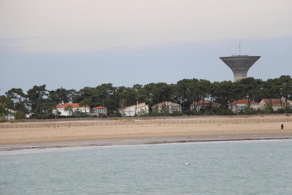 Au Petit Bonheur Hotel La Tranche-sur-Mer Ngoại thất bức ảnh