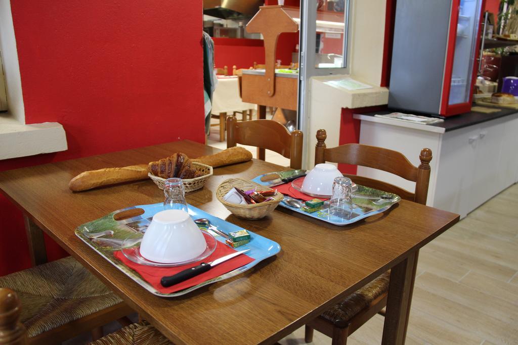 Au Petit Bonheur Hotel La Tranche-sur-Mer Ngoại thất bức ảnh
